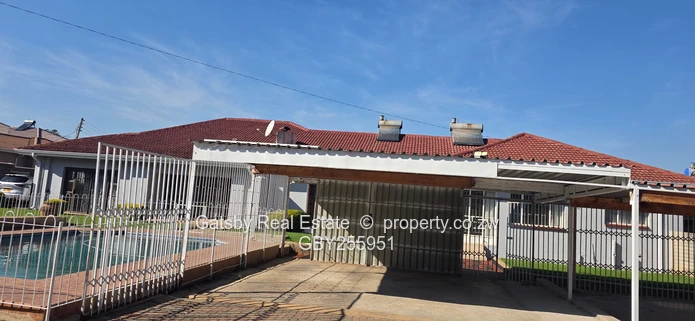 Seven bedroomed house to let